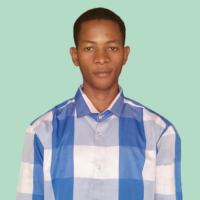 Okwe Francis. Owner of FuturrNovate and Creator of BotNovate